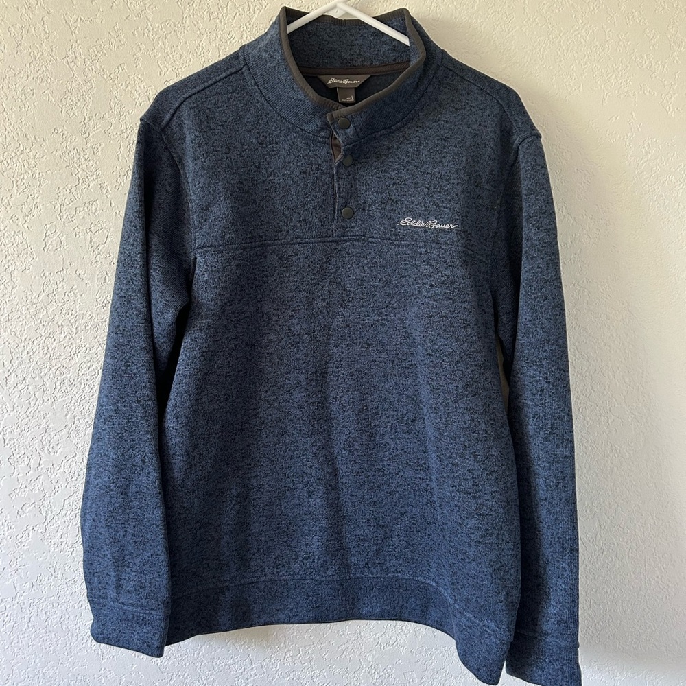 Men’s size large Eddie Bauer brushed fleece pullover